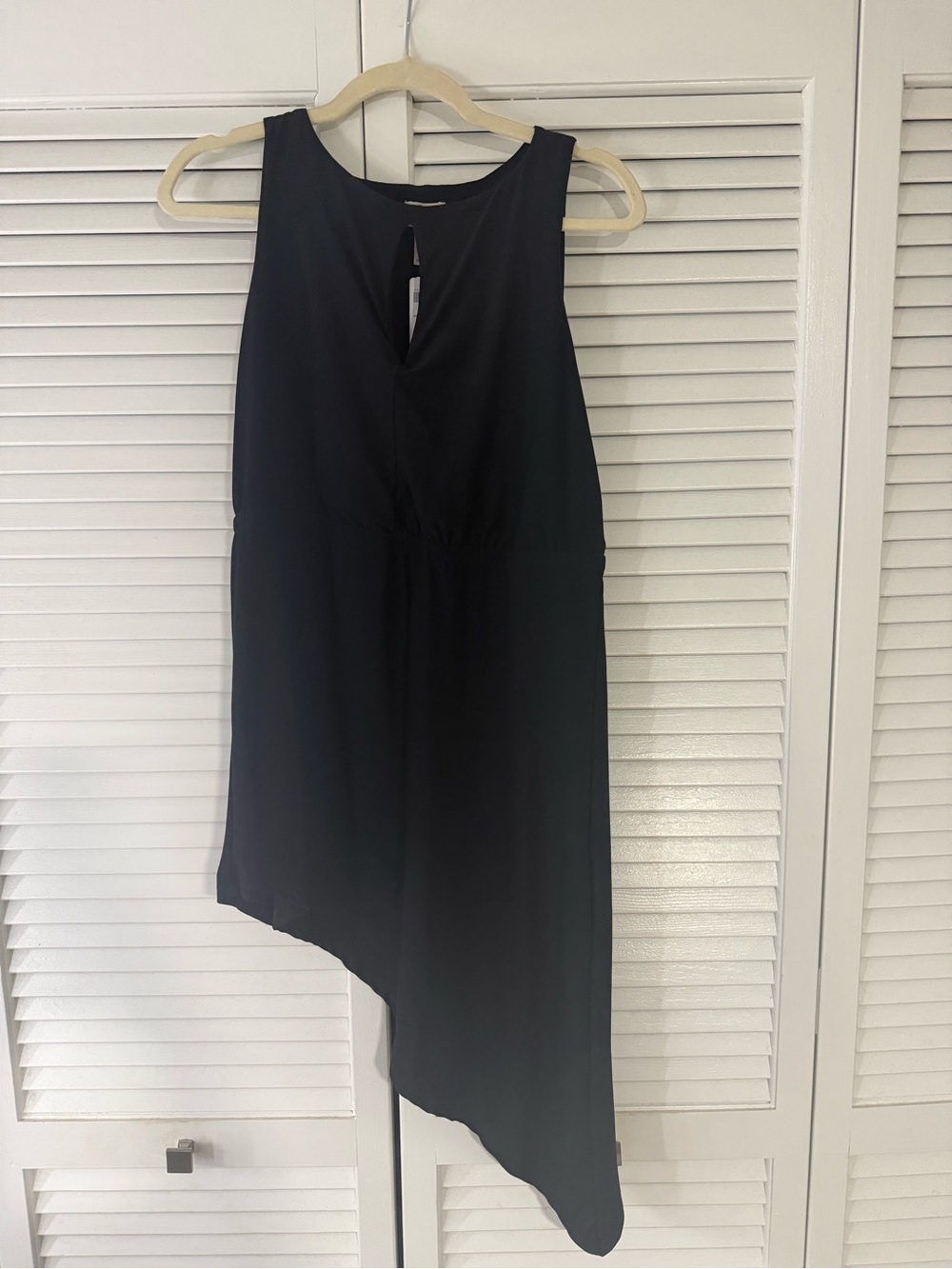 Soma Black Sleeveless Asymmetrical Hem Keyhole Tunic
